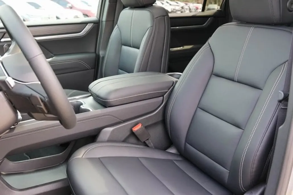 2026 Gmc Acadia Elevation photo 1