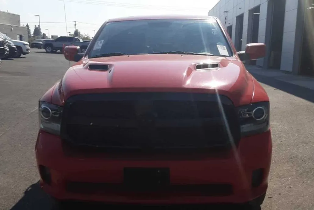 2018 Ram 1500 Sport photo 1
