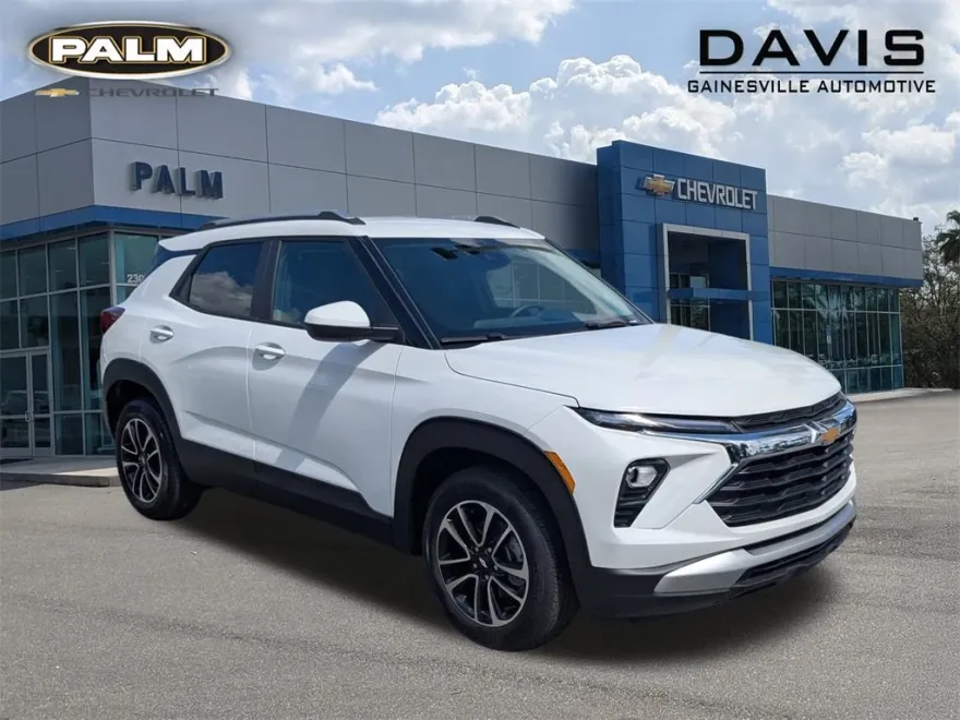 2026 Chevrolet Trailblazer LT photo 1