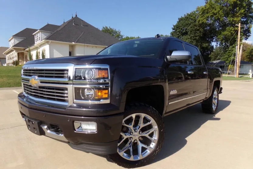 2014 Chevrolet Silverado 1500 High Country photo 1