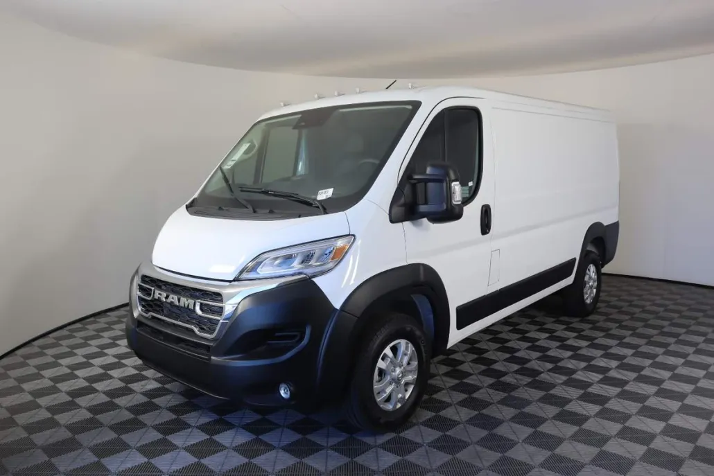 2024 Ram ProMaster 2500 photo 1