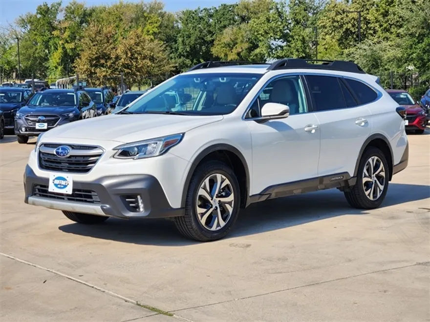 2020 Subaru Outback Limited photo 1