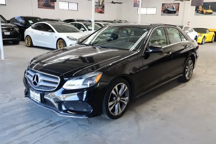 2015 Mercedes Benz E 350 photo 1