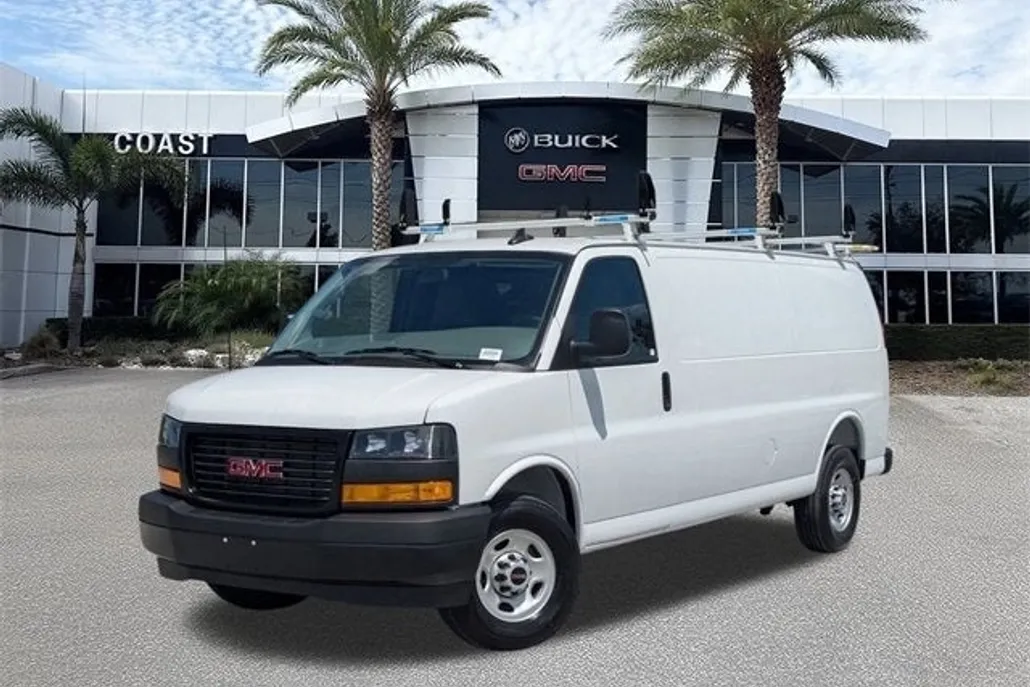 2025 Gmc Savana Cargo 2500 photo 1