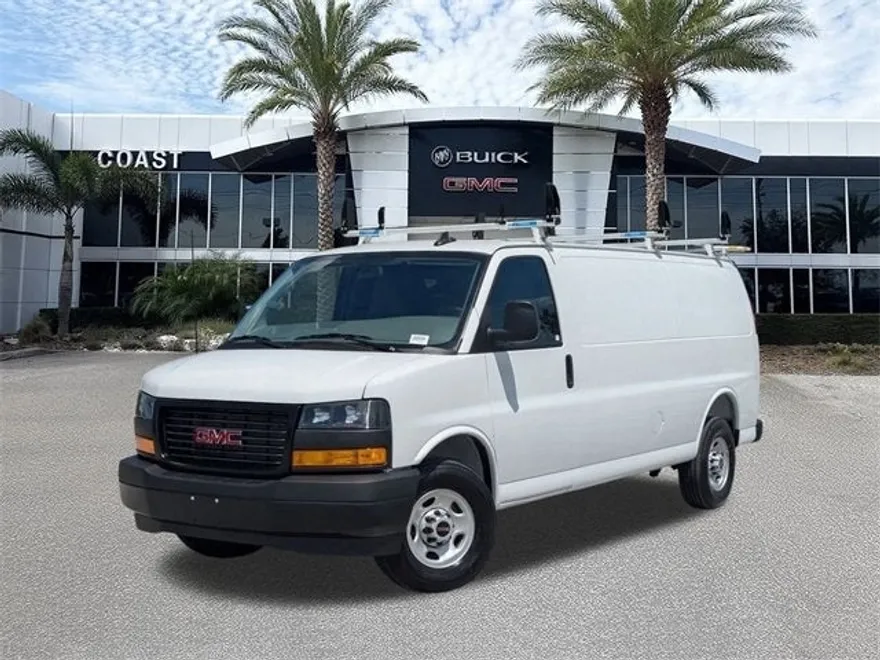 2025 Gmc Savana Cargo 2500 photo 1