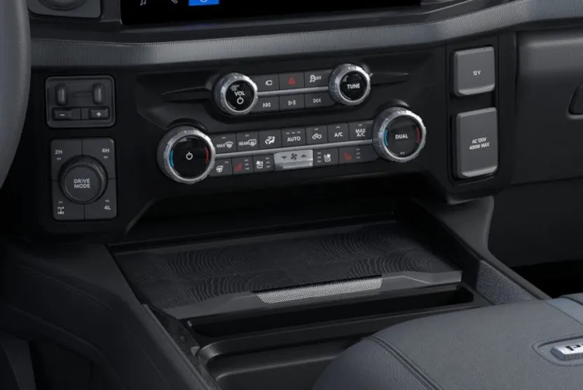 2026 Ford F-250 Platinum photo 11