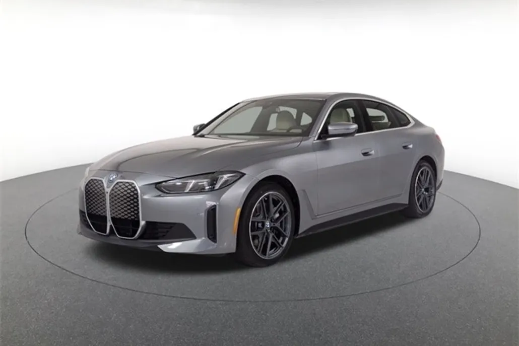 2025 Bmw i4 eDrive40 photo 1