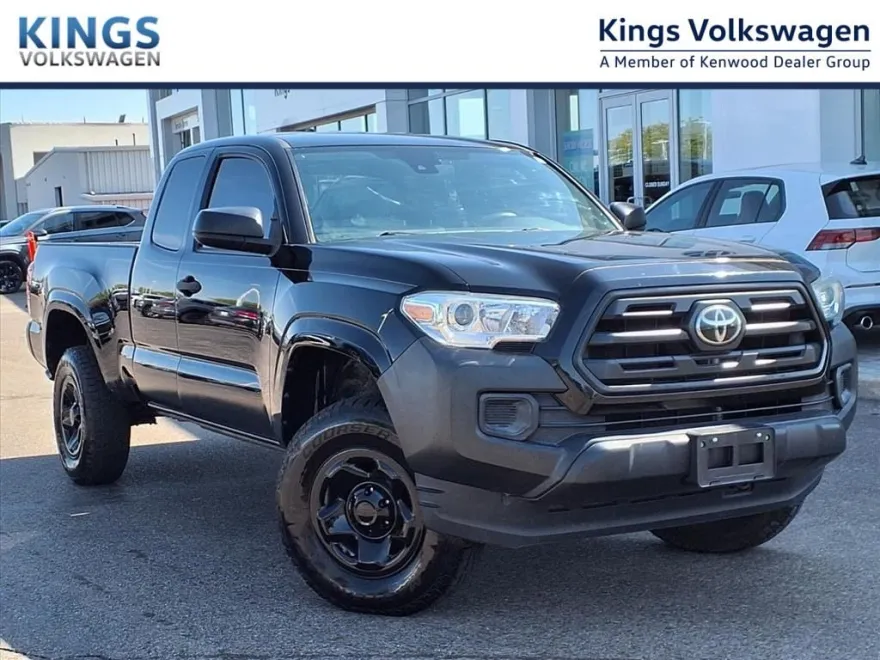 2019 Toyota Tacoma SR photo 1