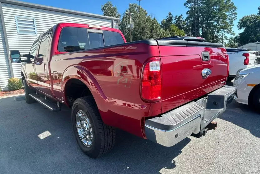2015 Ford F-250 photo 1