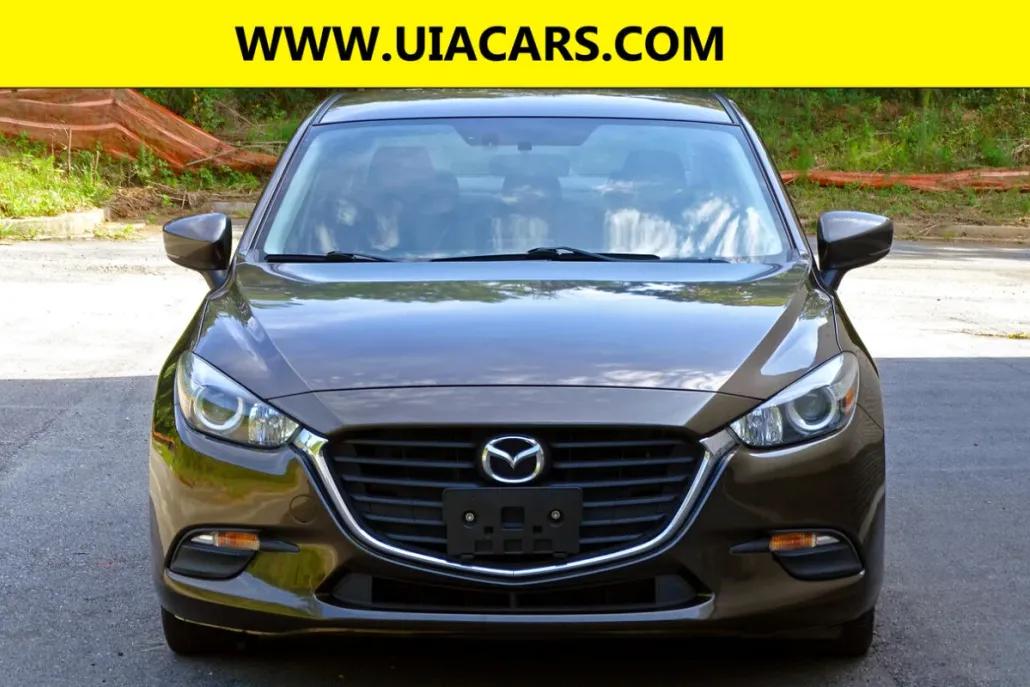 2017 Mazda Mazda3 Sport photo 1