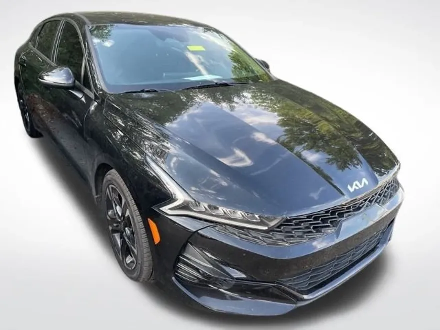 2022 Kia K5 GT-Line photo 1