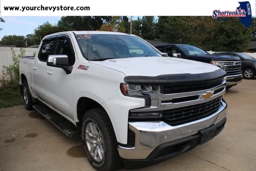 2020 Chevrolet Silverado 1500 LT photo 1