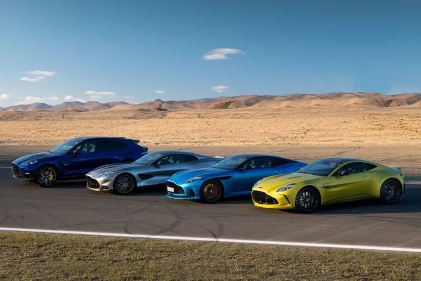 2023 Bentley Continental GT Azure photo 1