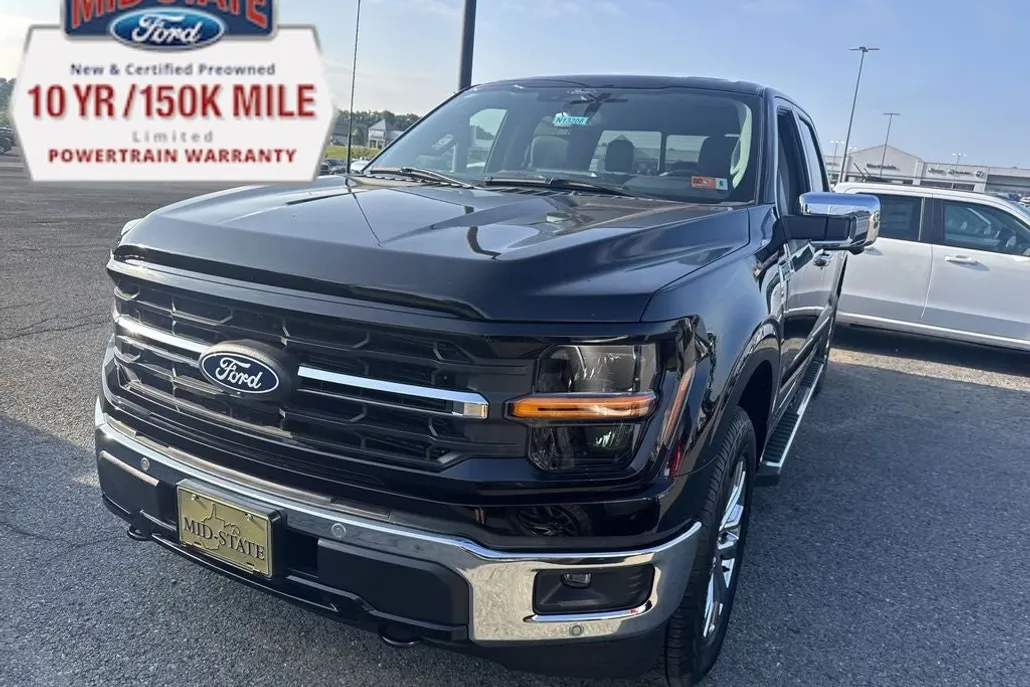 2025 Ford F-150 XLT photo 1