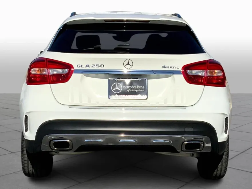 2020 Mercedes Benz GLA 250 4MATIC photo 1