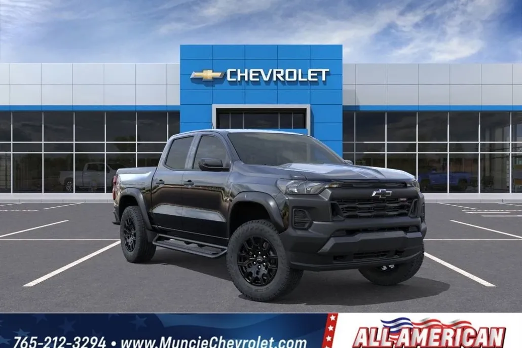 2026 Chevrolet Colorado Trail Boss photo 1