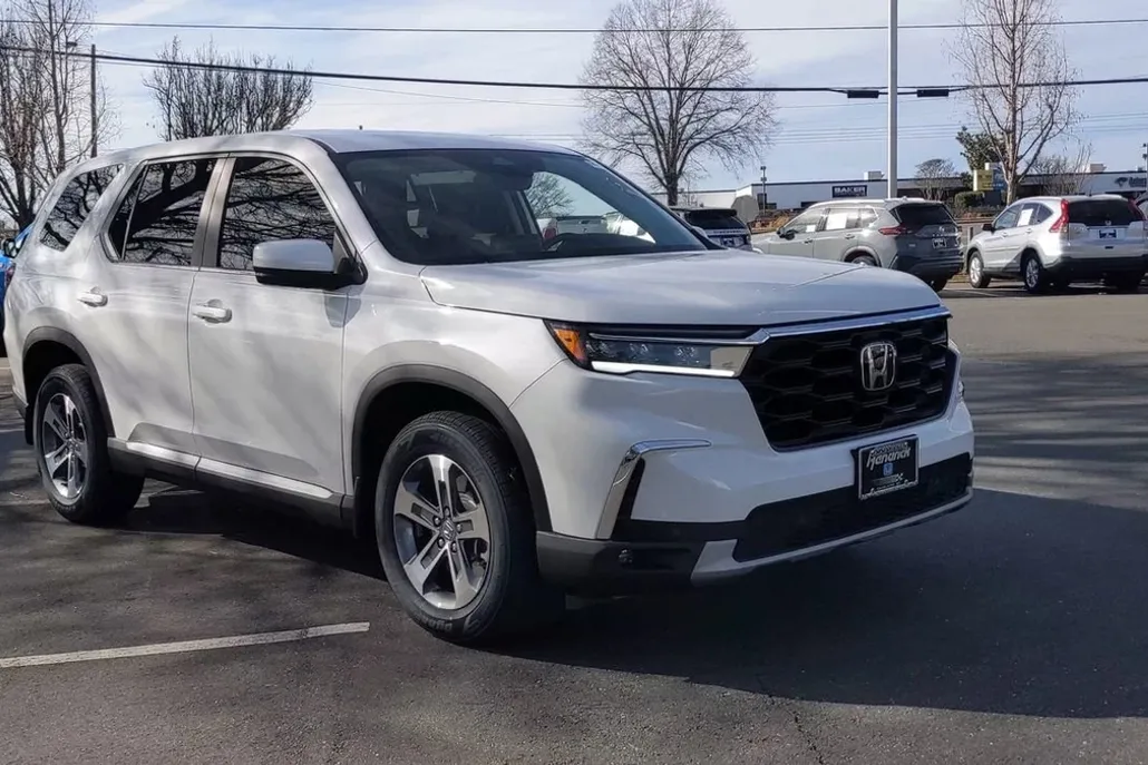 2025 Honda Pilot EX-L photo 1