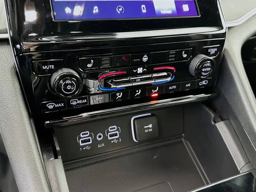 2025 Jeep Grand Cherokee Altitude X photo 37