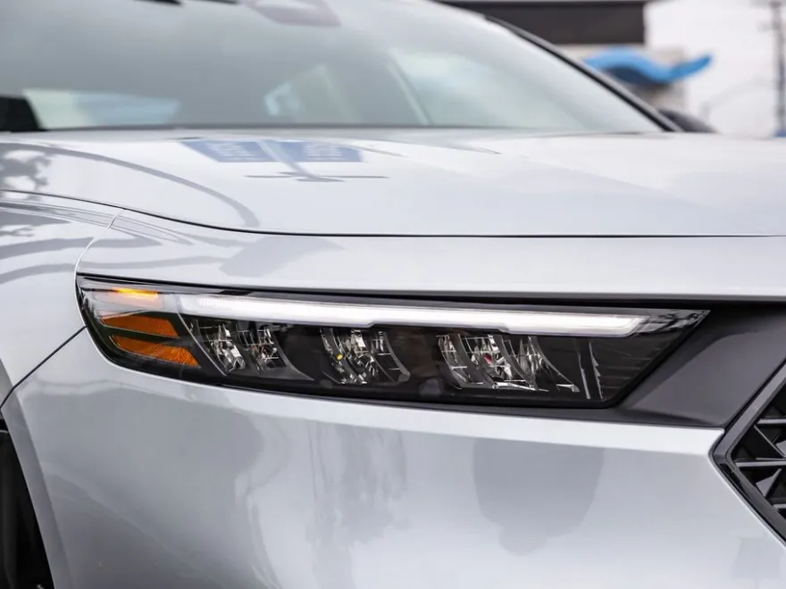 2025 Honda Accord Hybrid Sport-L photo 1