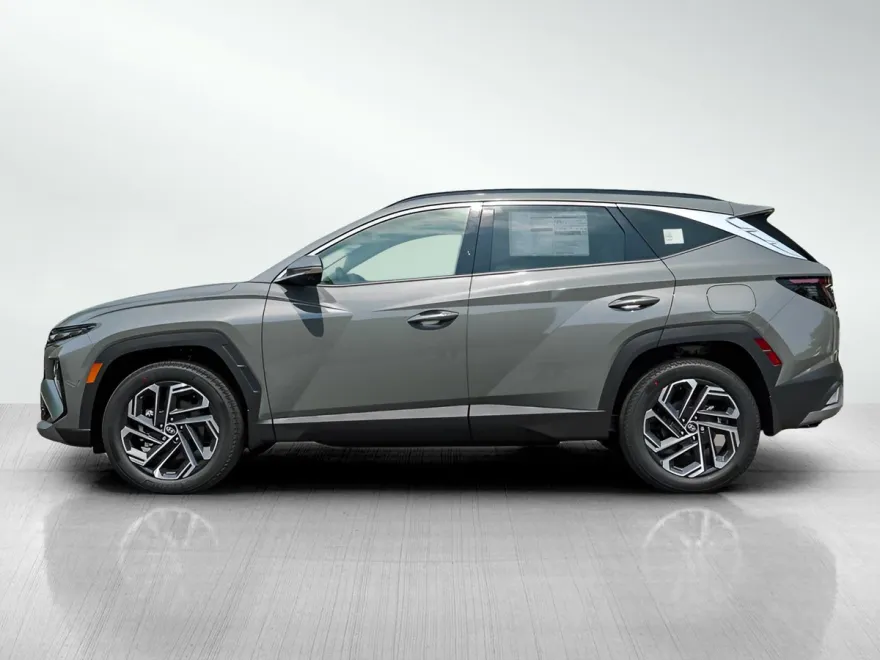 2025 Hyundai Tucson Limited photo 1
