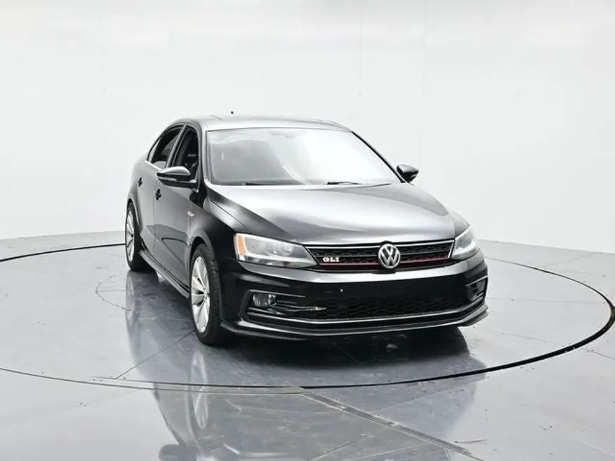 2016 Volkswagen Jetta 2.0T GLI SE 2.0 photo 1
