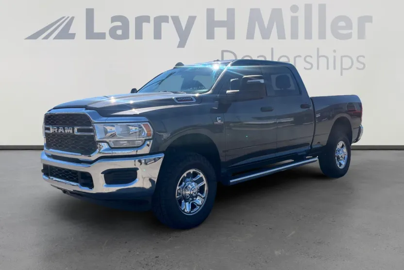 2024 Ram 2500 Tradesman photo 1