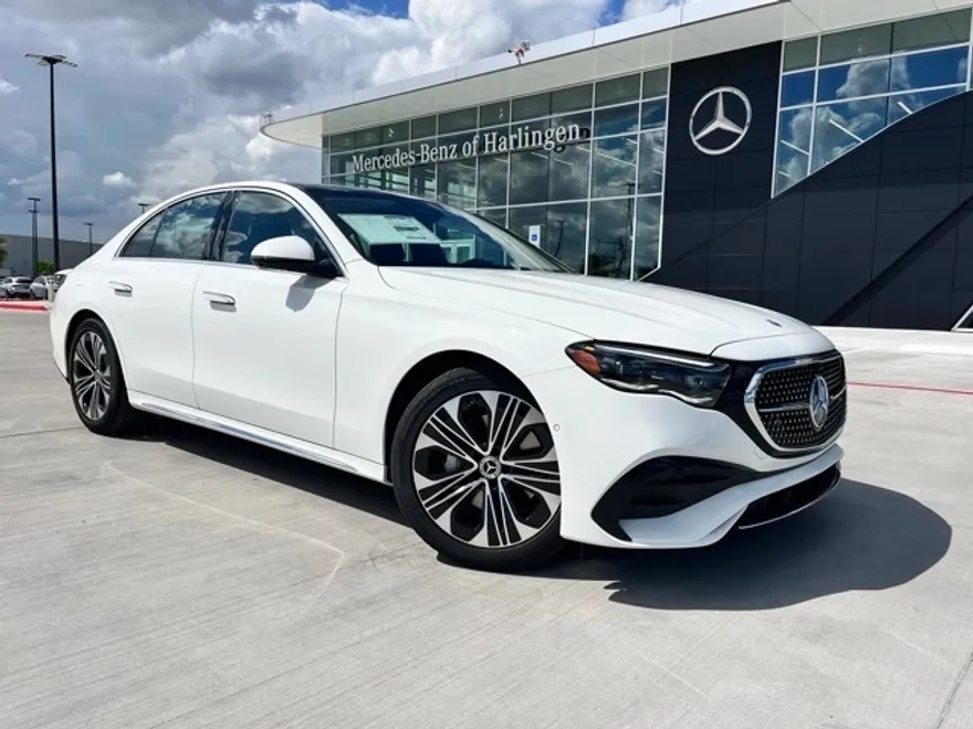 2026 Mercedes Benz E 350 4MATIC Sedan photo 1