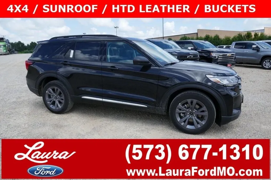 2025 Ford Explorer photo 1