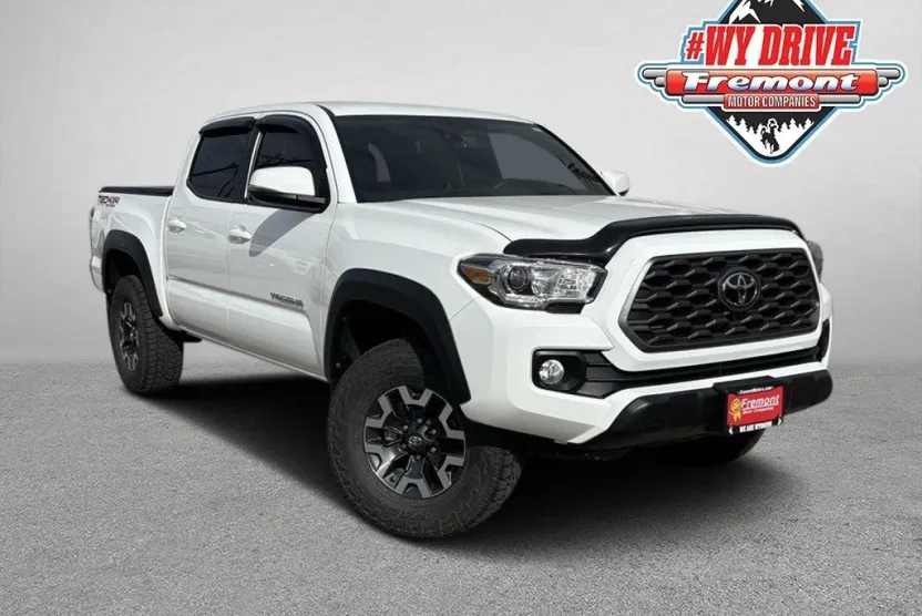 2021 Toyota Tacoma TRD Off-Road V6 photo 1