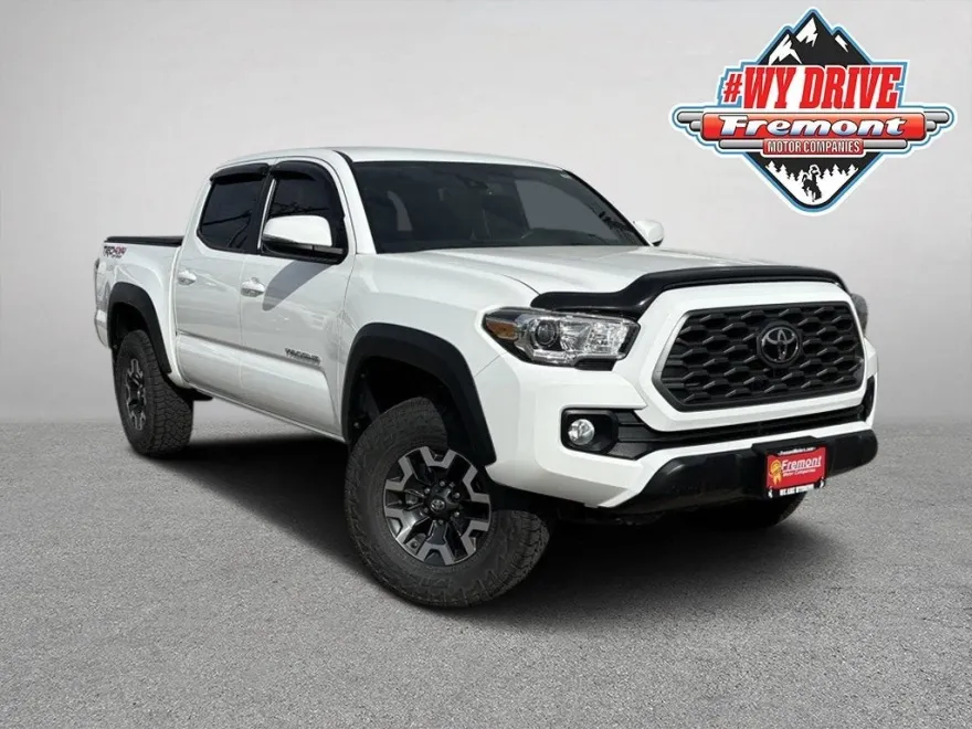 2021 Toyota Tacoma TRD Off-Road V6 photo 1