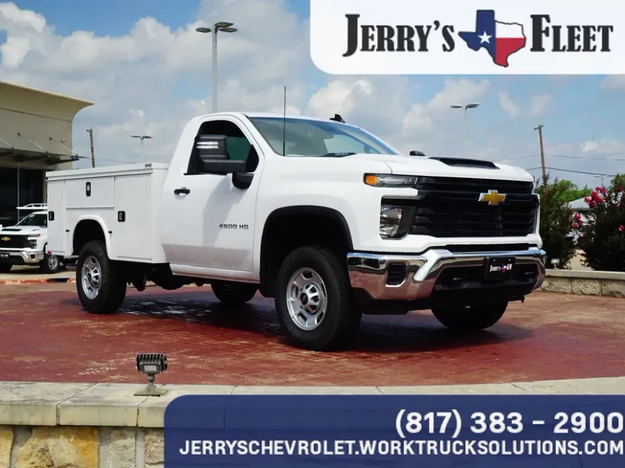 2024 Chevrolet Silverado 2500HD photo 1