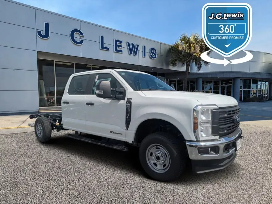 2026 Ford F-250 XL photo 1