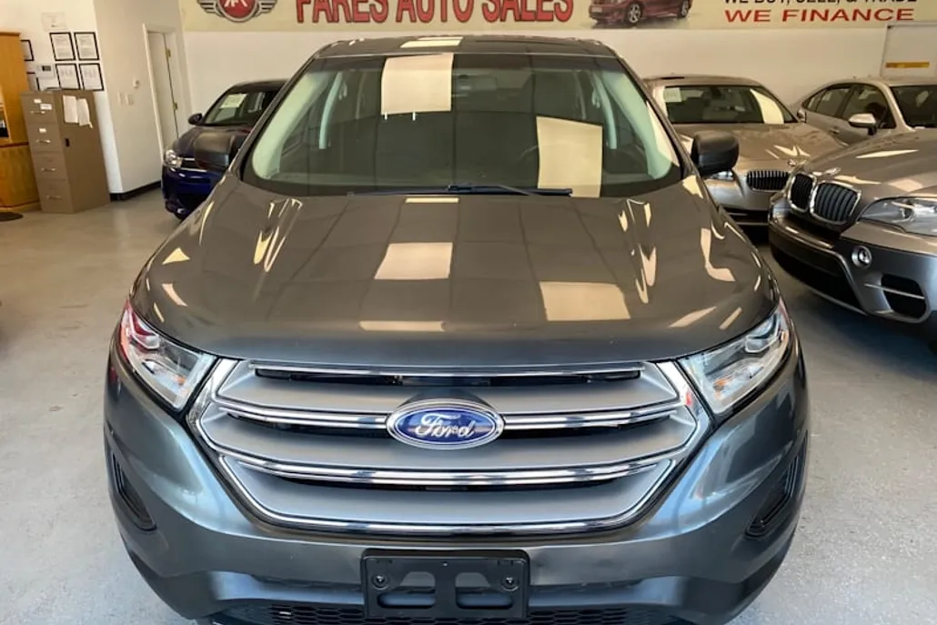 2016 Ford Edge SE photo 1