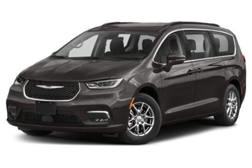 2021 Chrysler Pacifica Touring L photo 1
