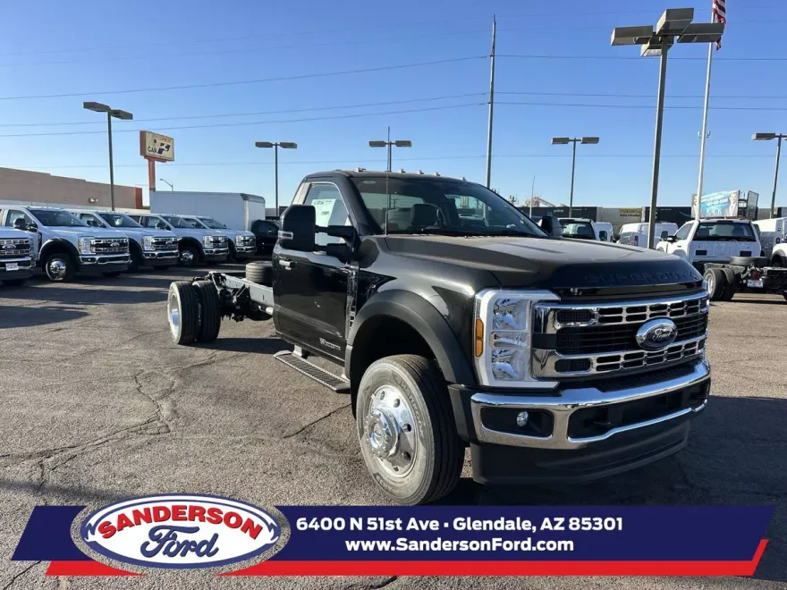 2024 Ford F-600 photo 1