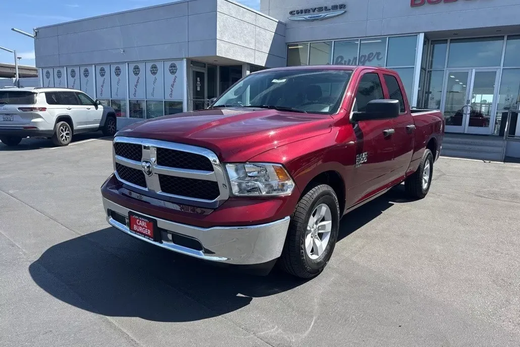 2024 Ram 1500 Classic SLT photo 1