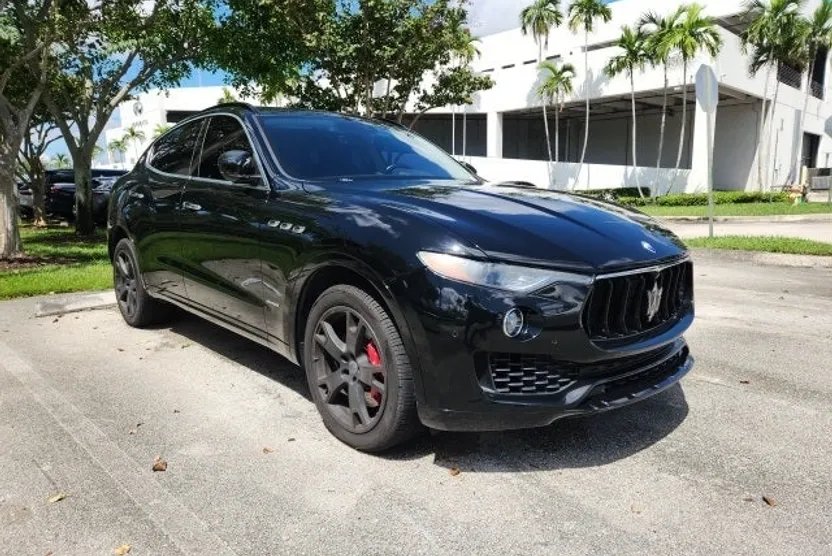 2018 Maserati Levante GranSport photo 1