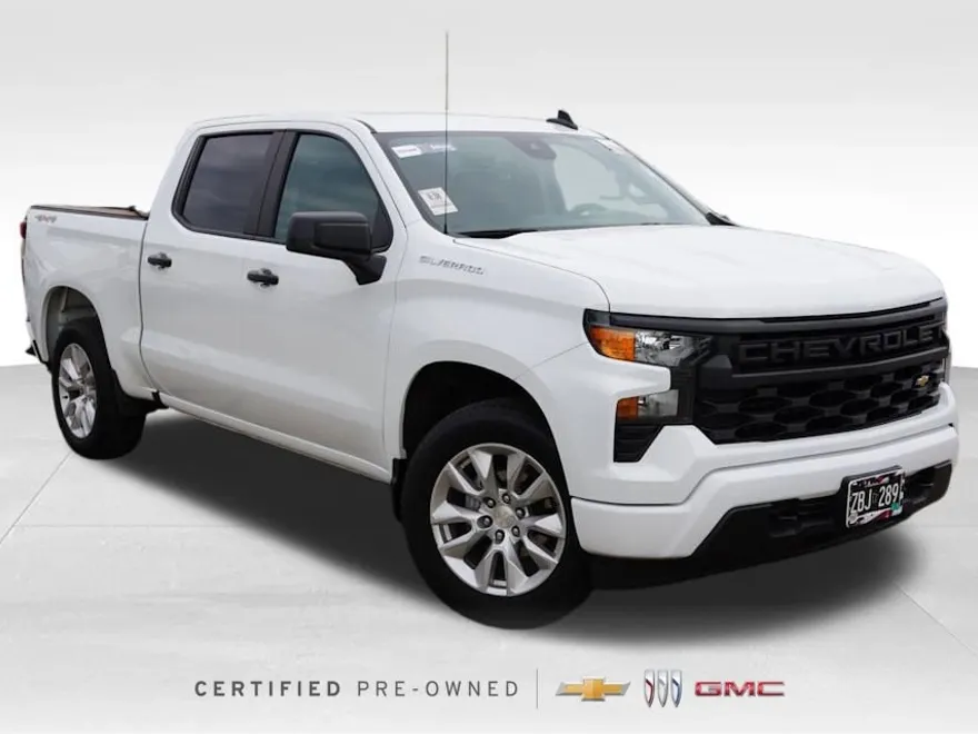 2024 Chevrolet Silverado 1500 Custom photo 1
