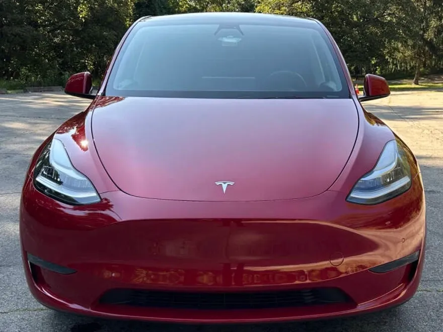 2021 Tesla Model Y Long Range photo 1