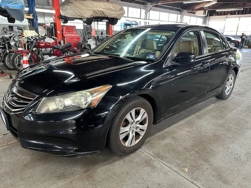 2011 Honda Accord SE photo 1