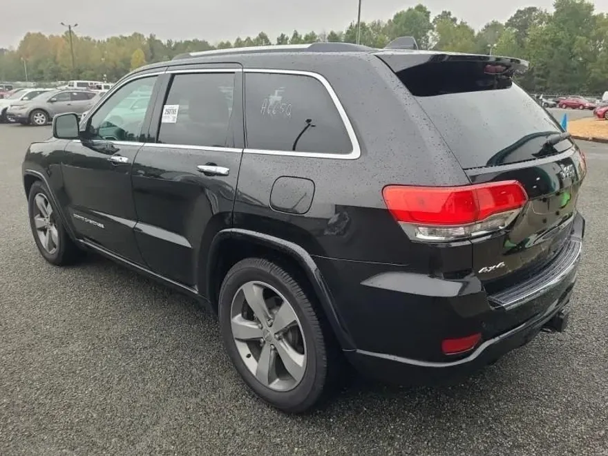 2015 Jeep Grand Cherokee Overland photo 1