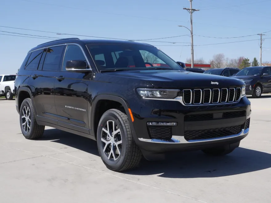 2025 Jeep Grand Cherokee Limited photo 1