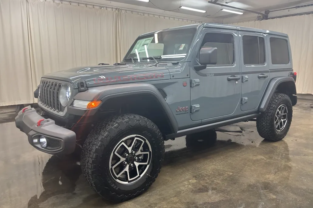 2025 Jeep Wrangler Rubicon photo 1