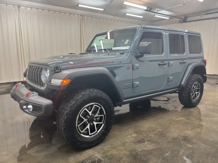 2025 Jeep Wrangler Rubicon photo 1