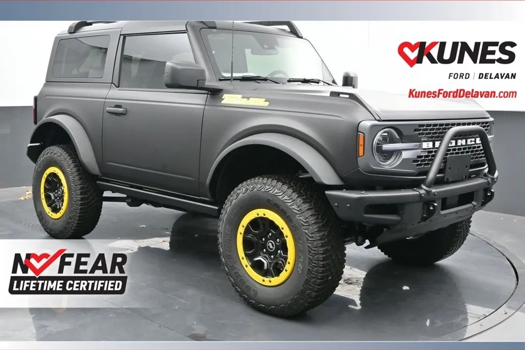 2024 Ford Bronco First Edition photo 1