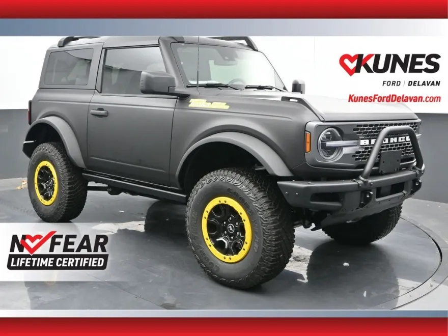 2024 Ford Bronco First Edition photo 1
