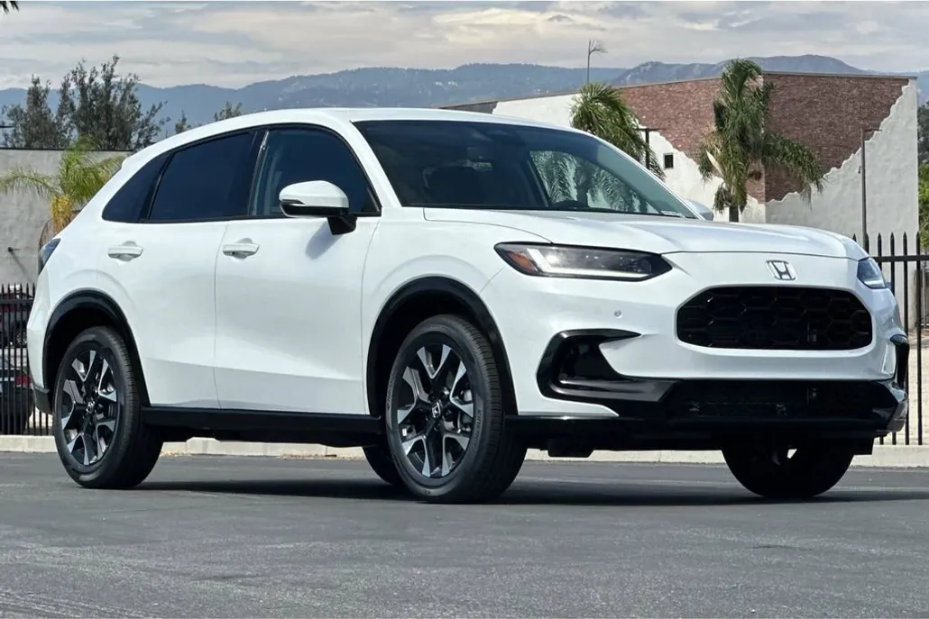 2026 Honda HR-V EX-L photo 1