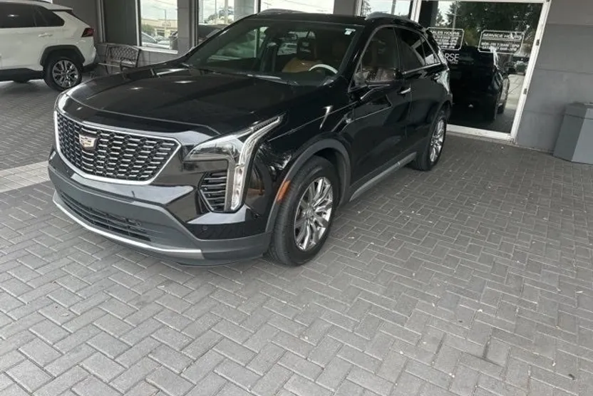 2019 Cadillac XT4 Premium Luxury photo 1