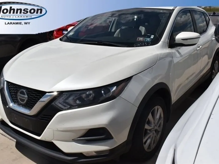 2021 Nissan Rogue Sport SV photo 1