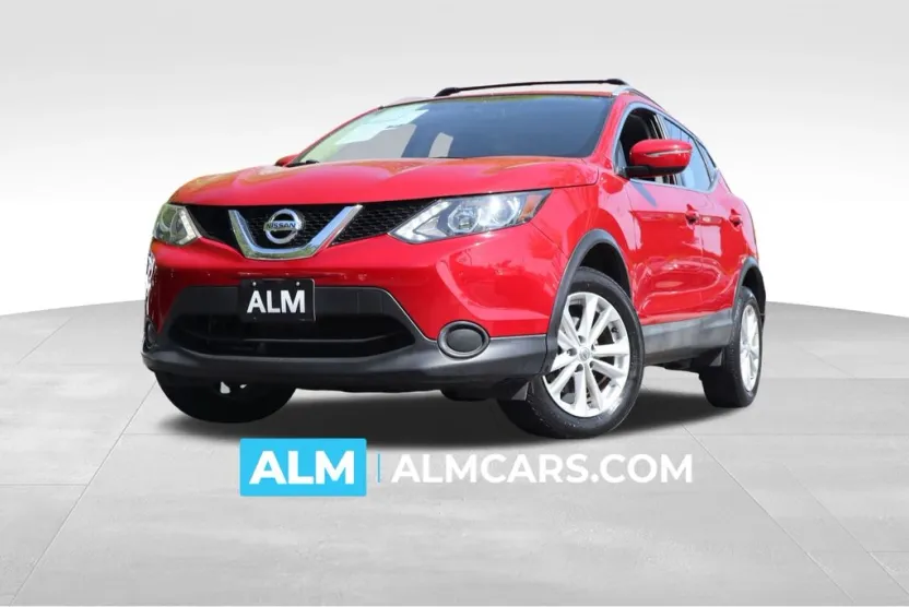 2017 Nissan Rogue Sport SV photo 1